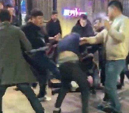 夜上海会所：如何防止顾客发生群殴及应对的方法