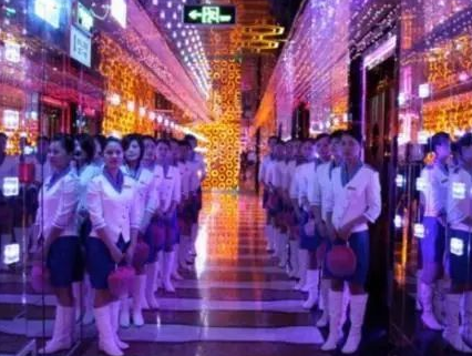 上海夜场：夜店女技师为何不愿住集体宿舍
